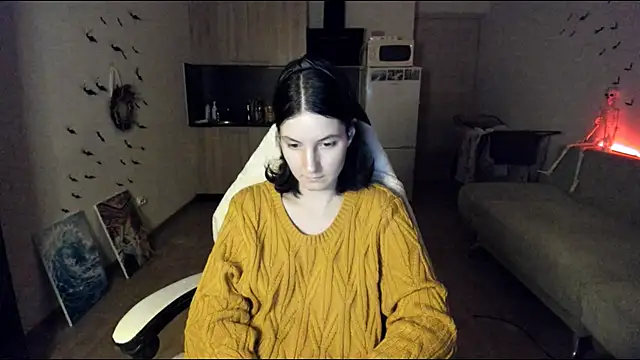 Snapshot of Miss_Ophelia chatting on October 4, 4:00 pm Miss Ophelia online show from October 4, 4:00 pm