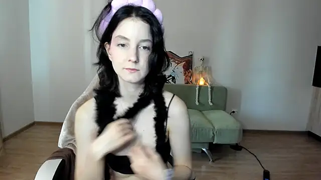 Snapshot of Miss_Ophelia chatting on September 17, 11:41 am Miss Ophelia online show from September 17, 11:41 am