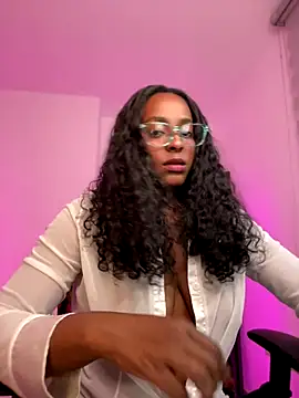 Snapshot of evangeline_ch chatting on September 22, 10:52 pm evangeline ch online show from September 22, 10:52 pm