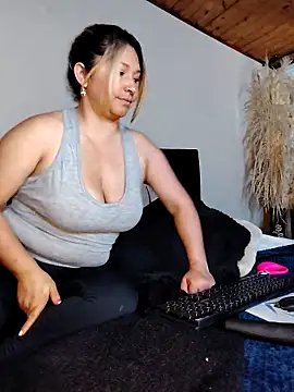 Devil Sara online show from March 18, 2:00 pm