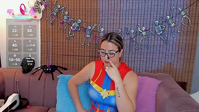 ariana cross online show from November 1, 2:43 pm