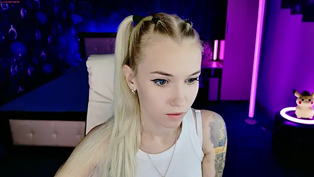 ShhhO O online show from November 10, 1:50 pm