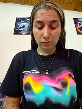 Iris love18 online show from March 25, 3:59 pm