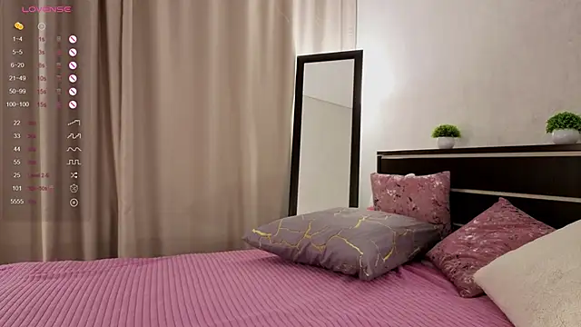 Snapshot of Lilian_Edgars chatting on October 16, 6:21 pm Lilian Edgars online show from October 16, 6:21 pm