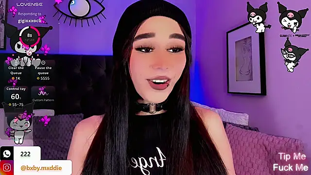 Snapshot of kimMaddiee chatting on October 11, 6:29 am kimMaddiee online show from October 11, 6:29 am