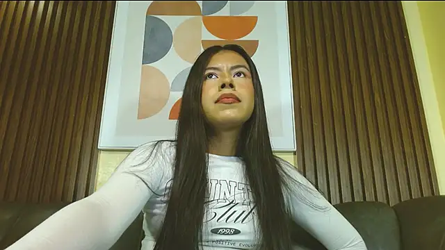 VeronicaRobles online show from October 25, 6:48 pm