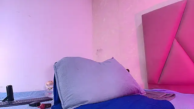 Snapshot of arl_chloee chatting on September 19, 3:16 am arl chloee online show from September 19, 3:16 am