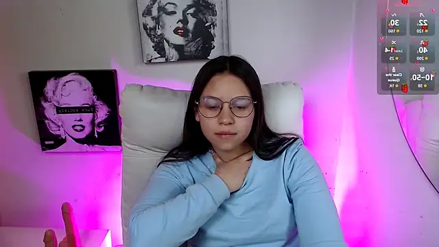 SamanthaRoldaan online show from December 4, 9:26 pm