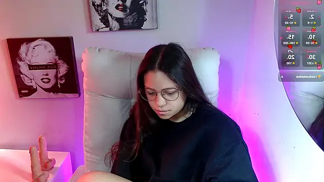 SamanthaRoldaan online show from November 21, 3:03 pm