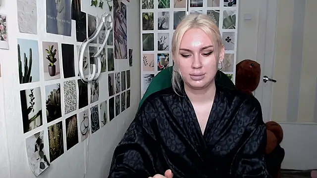 CapriScorpion online show from October 16, 12:52 pm