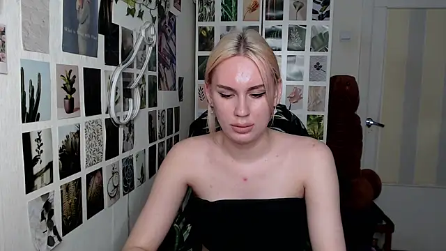 CapriScorpion online show from November 4, 4:56 pm