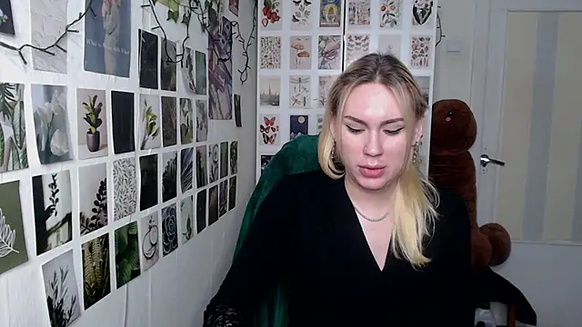 CapriScorpion online show from February 9, 2:41 pm