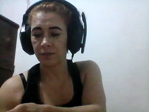 Snapshot of mademonsexy chatting on October 21, 3:32 am mademonsexy online show from October 21, 3:32 am