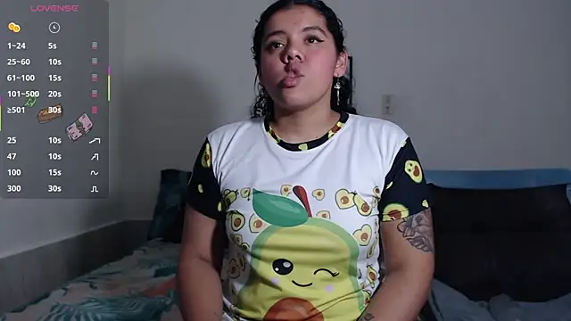 Snapshot of agata_22 chatting on October 3, 2:27 am agata 22 online show from October 3, 2:27 am