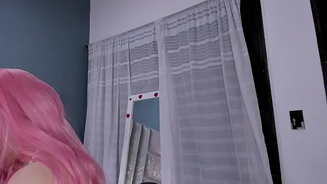 I Am Anniee online show from November 7, 12:44 pm