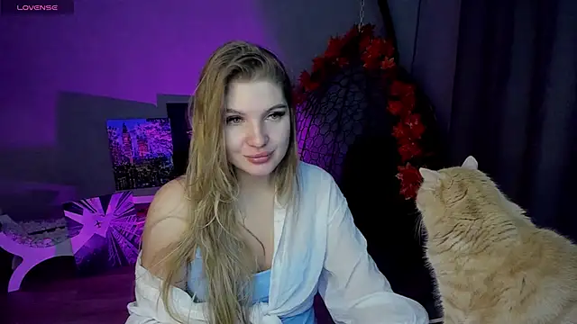 Snapshot of lily_williamss chatting on September 18, 12:09 am lily williamss online show from September 18, 12:09 am