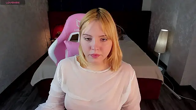 Stacy Luv online show from November 17, 9:21 am