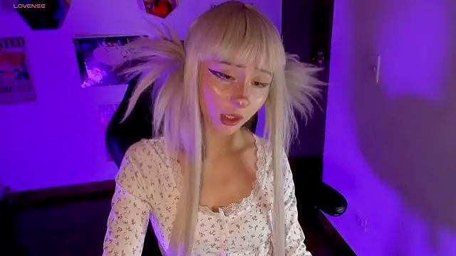 MonxxsLove online show from June 19, 3:00 am