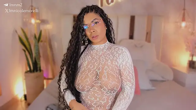 Nicolemorelli2 online show from March 6, 4:35 pm