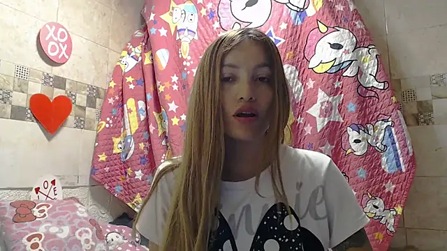 valerivegass online show from April 17, 9:39 pm