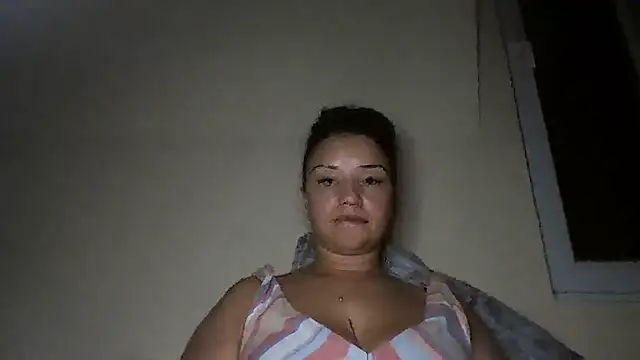 Snapshot of Linusya chatting on September 14, 4:38 pm Linusya online show from September 14, 4:38 pm