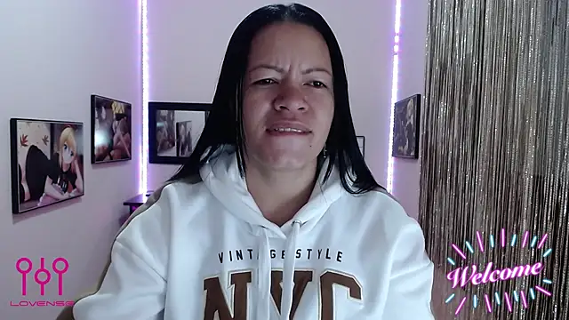 Snapshot of Cristal_w chatting on September 30, 12:55 pm Cristal w online show from September 30, 12:55 pm