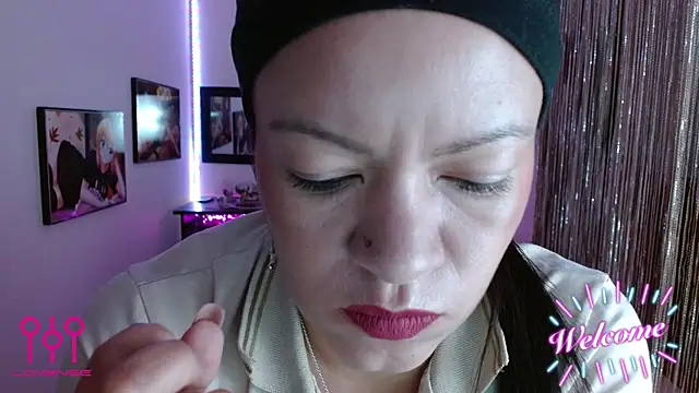 Snapshot of Cristal_w chatting on September 13, 3:09 pm Cristal w online show from September 13, 3:09 pm