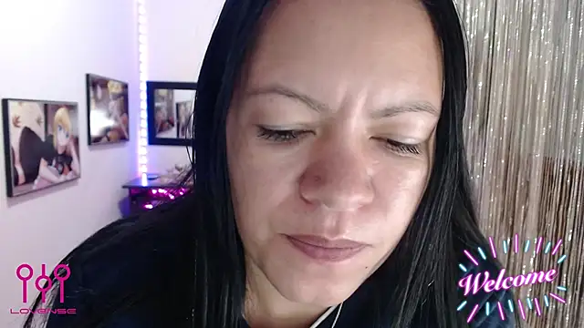 Snapshot of Cristal_w chatting on September 23, 3:21 pm Cristal w online show from September 23, 3:21 pm