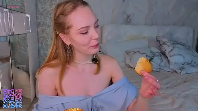 SoniaScott online show from November 12, 2:53 am