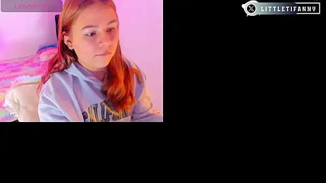 Snapshot of little_tifanny82 chatting on October 16, 4:09 pm little tifanny82 online show from October 16, 4:09 pm