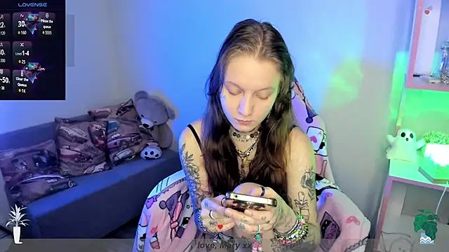 Mary Xextra online show from October 31, 1:07 am