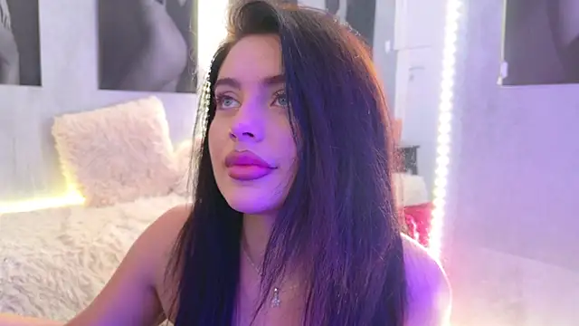 celia chanel online show from September 28, 1:12 am