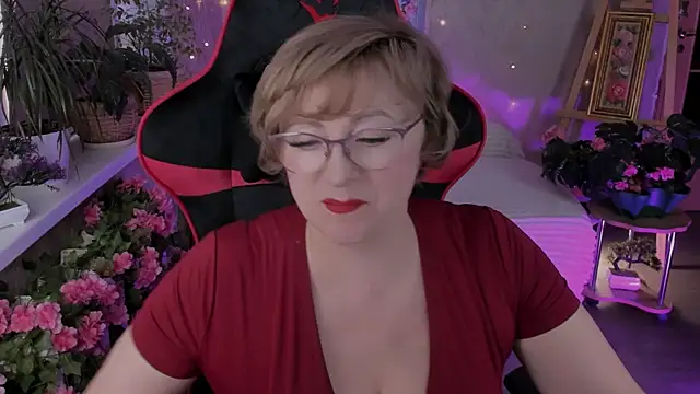 sugar vivien online show from April 11, 1:48 pm