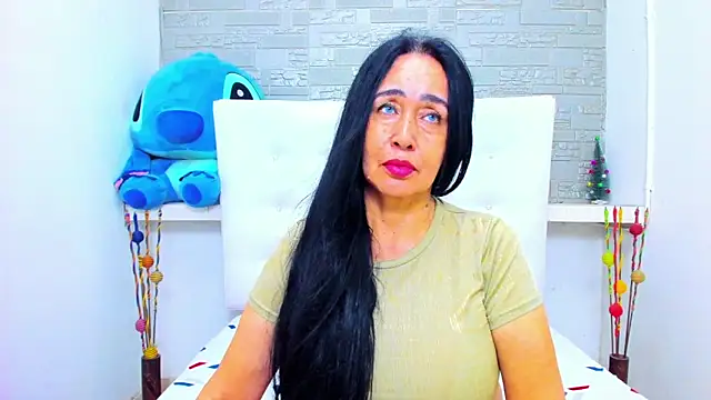 HorniestMilf online show from December 19, 12:04 am