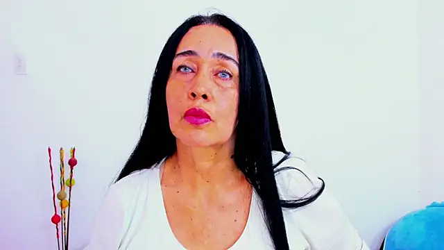 HorniestMilf online show from March 13, 9:16 pm