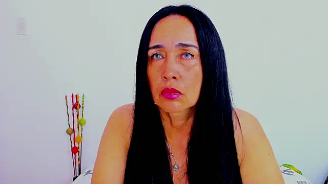 HorniestMilf online show from April 1, 8:39 pm