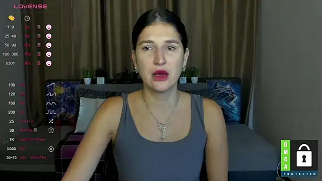 Alianna Solo Kisses online show from September 23, 5:27 am