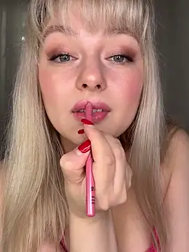 Blonde20 online show from September 27, 12:45 pm