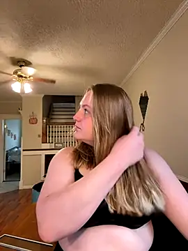 PhatAssBlond online show from November 20, 5:36 pm