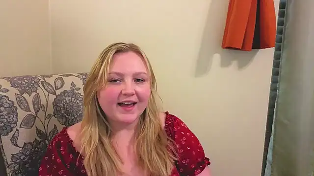 PhatAssBlond online show from April 14, 8:42 pm
