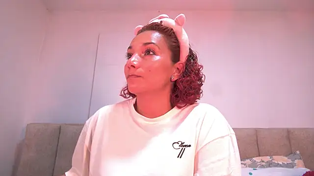 amber demons2021 online show from January 6, 9:51 pm