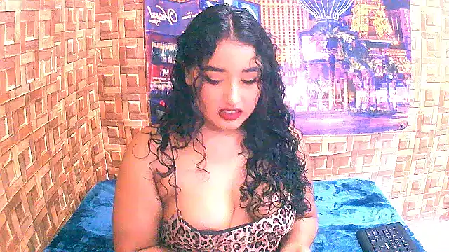 IndianAngel4u online show from March 25, 5:54 am