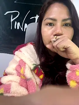 Snapshot of SZucaT chatting on October 2, 3:39 pm SZucaT online show from October 2, 3:39 pm
