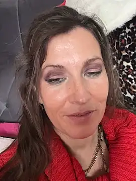 Lwhite1 online show from April 14, 6:19 pm