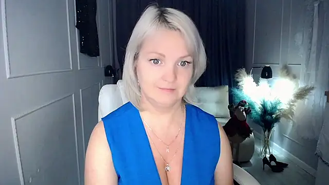 Juarnea online show from December 2, 12:29 pm