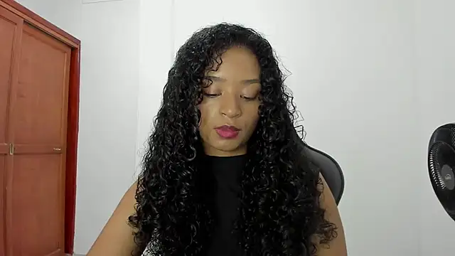 Snapshot of Tammy-Bliss chatting on September 15, 8:05 pm Tammy-Bliss online show from September 15, 8:05 pm