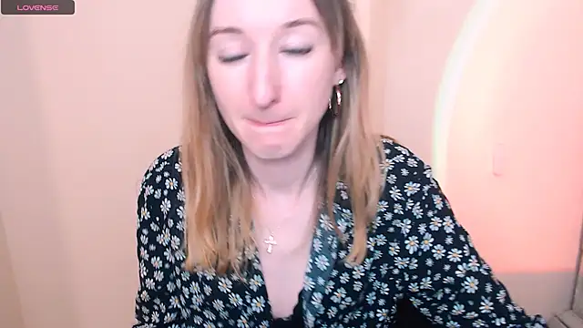 AmandaSell online show from February 19, 2:05 pm