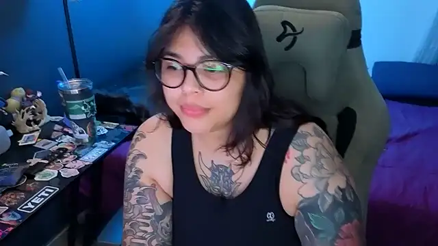 miacanela xo online show from June 3, 3:07 am