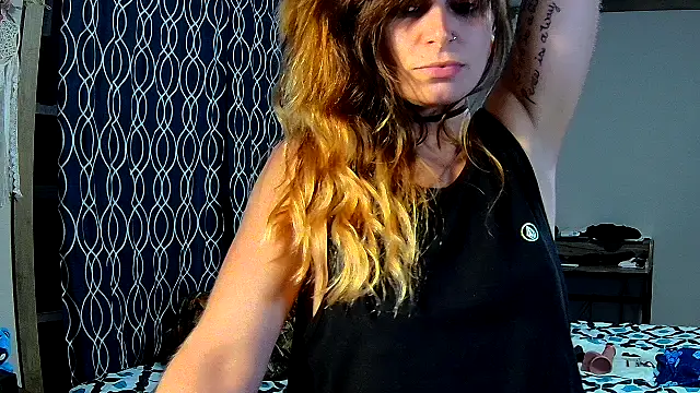 ZeelaXoXo online show from October 2, 4:28 am