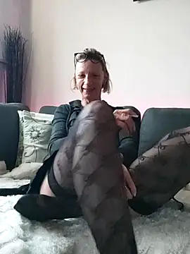 tatianasexymilf online show from February 20, 4:19 pm